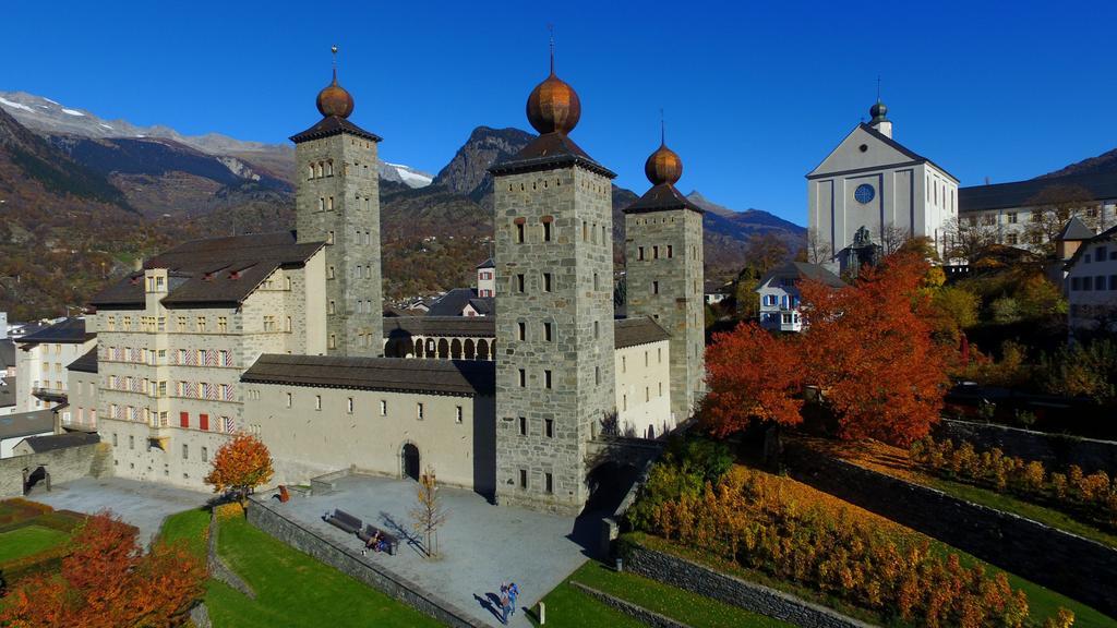 Schlosshotel - Self Check-In Hotel Brig Exterior photo