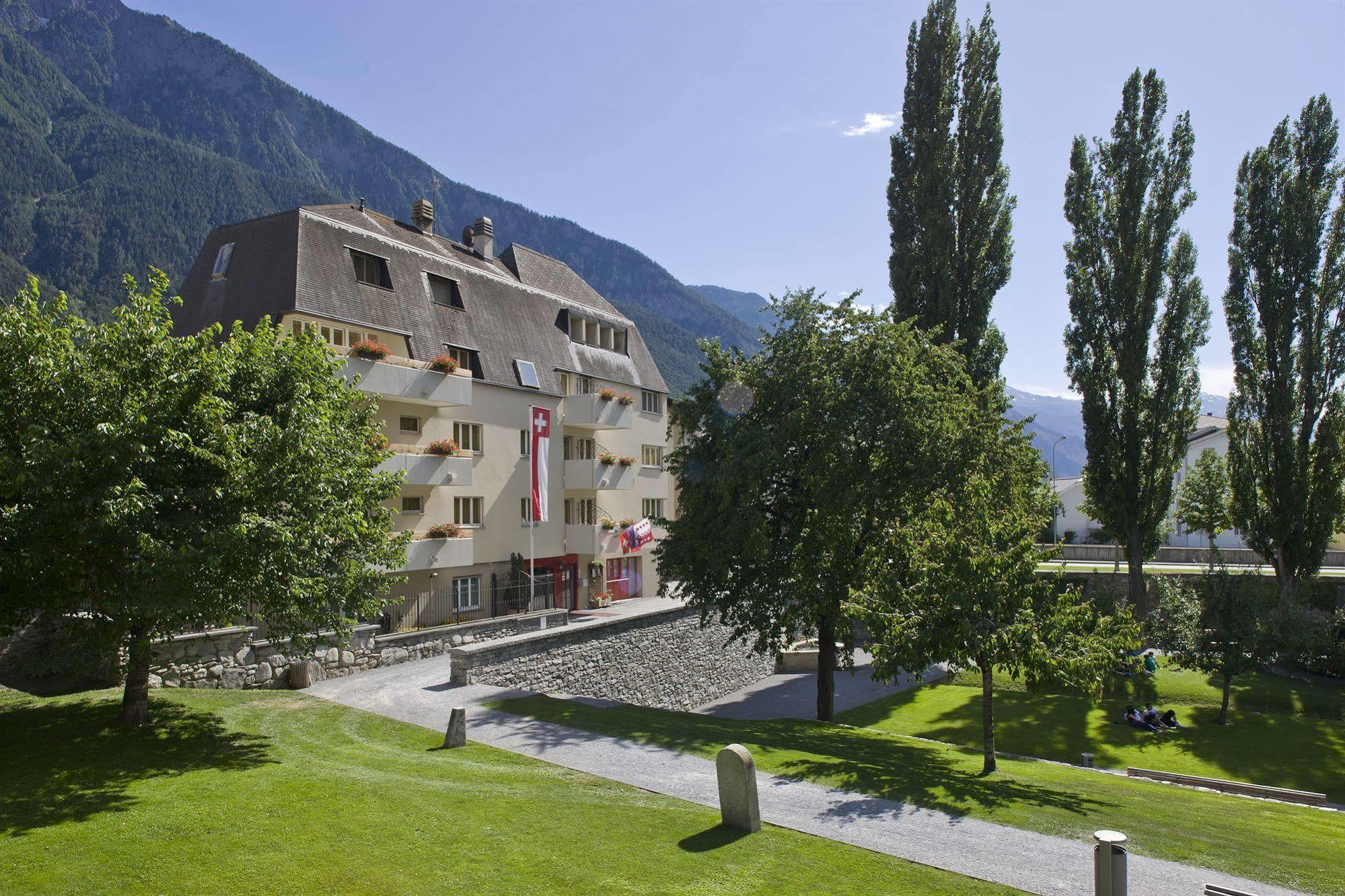 Schlosshotel - Self Check-In Hotel Brig Exterior photo